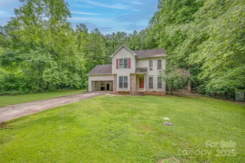 122 Overbrook Dr, Spindale, NC 28160