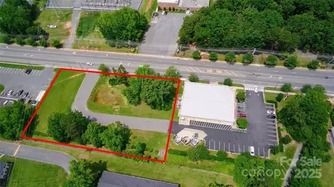 2830 Milton Rd, Charlotte, NC 28215