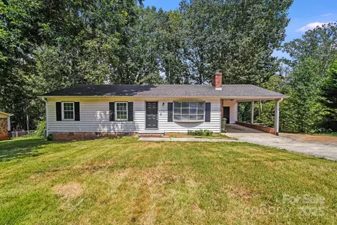 4308 Pinto Ln, Gastonia, NC 28052