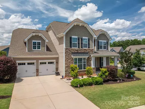 104 Wingstem Ct, Mooresville, NC 28117