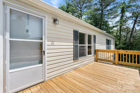 3947 S Park Dr, Morganton, NC 28655 photo 14