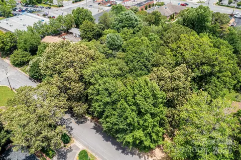 1 St Ne St NE, Hickory, NC 28601 photo 5