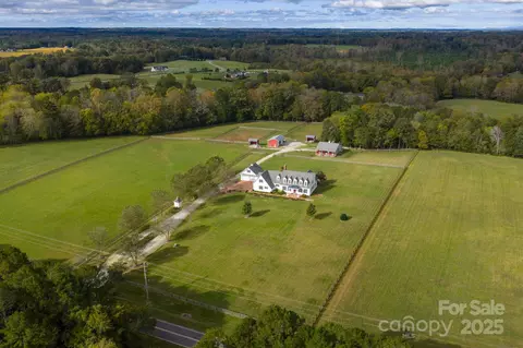 400 Ratledge Rd, Mocksville, NC 27028