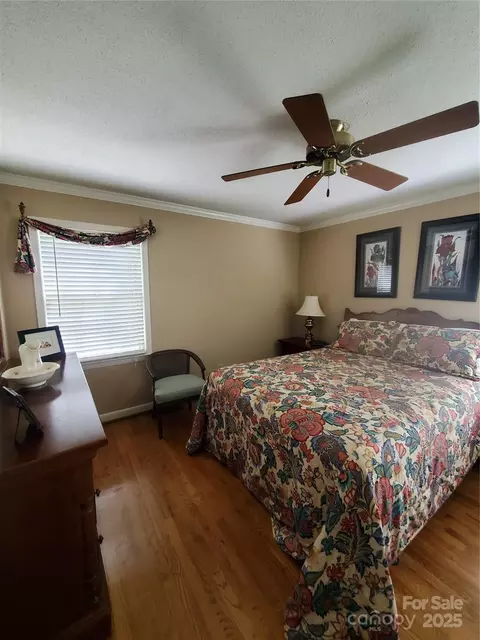Bedroom - 2104 Farmbrook Dr, Statesville, NC 28625 photo 1 of 7