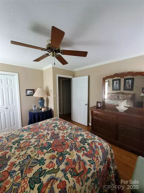 Bedroom - 2104 Farmbrook Dr, Statesville, NC 28625 photo 3 of 7