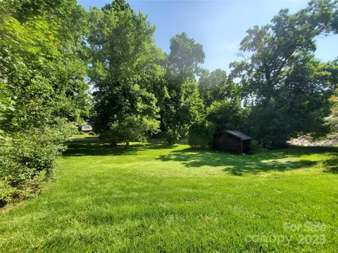 Other - 2104 Farmbrook Dr, Statesville, NC 28625 photo 5 of 7