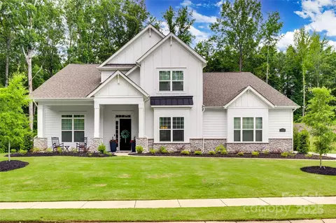 2324 Loire Valley Dr, Indian Land, SC 29707