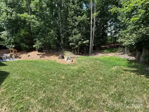 Exterior - 11646 Hidden Forest Ln, Davidson, NC 28036 photo 6 of 7
