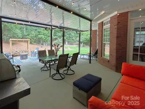 Exterior - 11646 Hidden Forest Ln, Davidson, NC 28036 photo 2 of 7