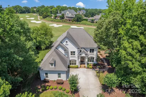 1032 Spyglass Ln, Waxhaw, NC 28173