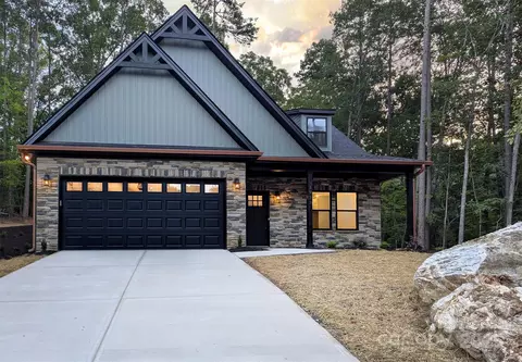 1923 Fairfield Rd, Mount Gilead, NC 27306