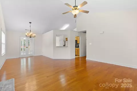 5707 Sustar Dr, Monroe, NC 28110 photo 4