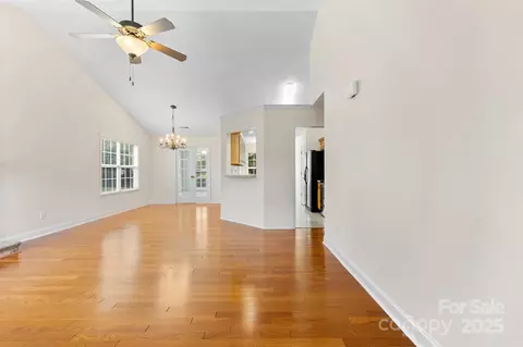 5707 Sustar Dr, Monroe, NC 28110 photo 3