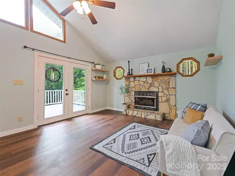 848 Eagles Ridge Rd, Sylva, NC 28779