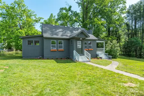 12 Mountain View Ave, Black Mountain, NC 28711