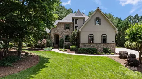 2590 Berne Ln, Sherrills Ford, NC 28673