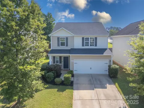 6945 Agava Ln, Charlotte, NC 28215
