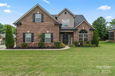 5379 Roberta Meadows Ct, Concord, NC 28027