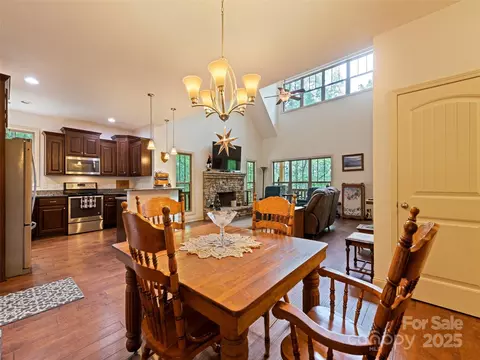 Dining - 389 Manna Way, Sylva, NC 28779 photo 2 of 2