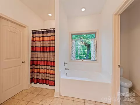 Bath - 389 Manna Way, Sylva, NC 28779 photo 2 of 3