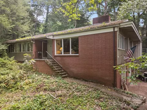 111 Griffing Cir, Asheville, NC 28804