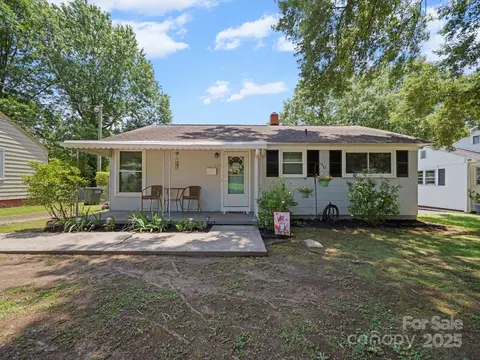 427 E 12th Ave, Gastonia, NC 28054
