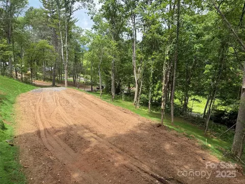 494 Long Branch Rd, Clyde, NC 28721 photo 5