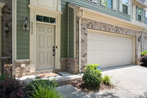3537 Hornets Nest Way, Charlotte, NC 28208