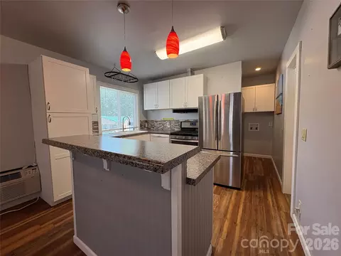 333 Mount View 266 B Ln #266 B, New London, NC 28127