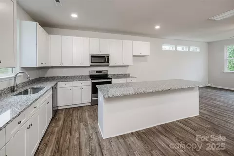 2591 Watson Dr, Lancaster, SC 29720 photo 2