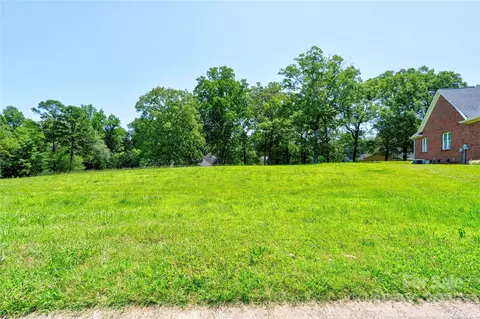 110 Blakemore Dr, Shelby, NC 28152