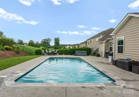 163 Sassafras Rd, Mooresville, NC 28115