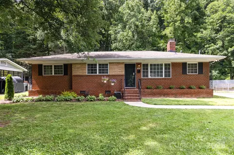 3969 Sheffield Dr, Charlotte, NC 28205