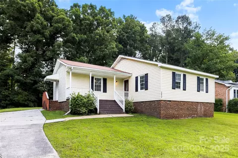 1617 Mulberry Cir, Rock Hill, SC 29732