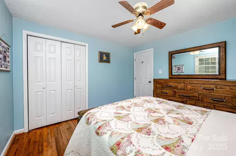 Bedroom - 4720 Randleman Rd, Conover, NC 28613 photo 3 of 3