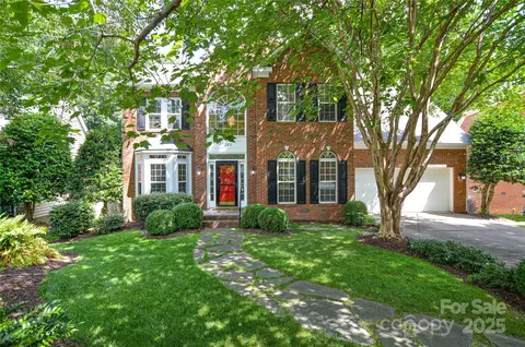 7321 Harrisonwoods Pl, Charlotte, NC 28270