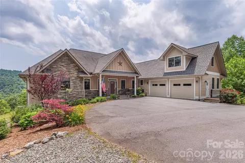 930 Big Raven Ln, Saluda, NC 28773
