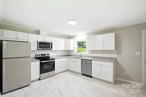 Other - 308 Maple St, Hudson, NC 28638 photo 5 of 18
