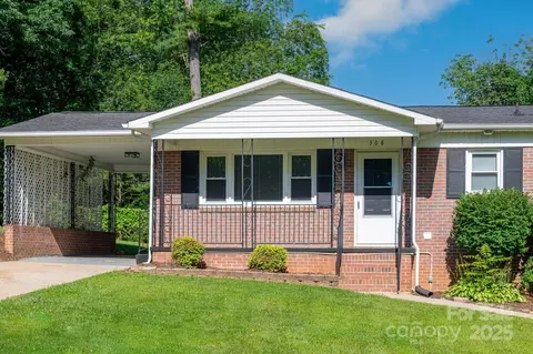 Exterior - 308 Maple St, Hudson, NC 28638 photo 1 of 9