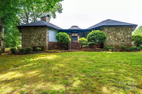 4275 Herman Sipe Rd, Conover, NC 28613 photo 3