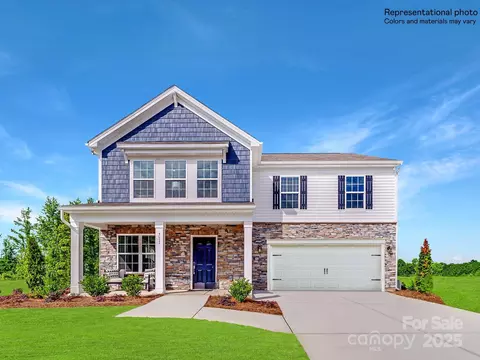 1539 River Cane St, Edgemoor, SC 29712