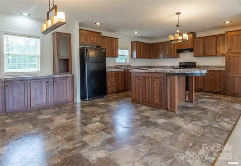 3965 Blackberry Ln, Sumter, SC 29154 photo 11