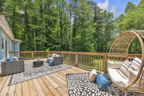 2222 19th Ne Ave NE, Hickory, NC 28601