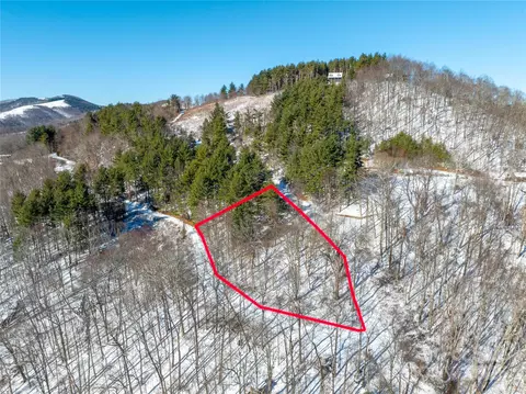 37 Mountain High Rd, Sparta, NC 28675