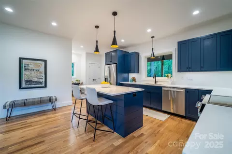 Kitchen - 3 Pheasant Dr, Fairview, NC 28730 photo 4 of 4