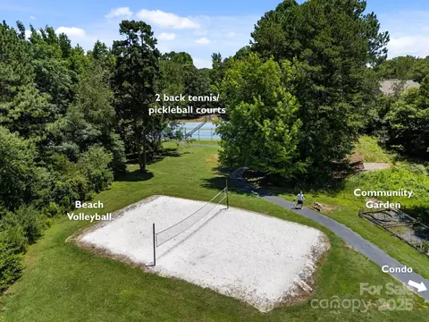 View/Area - 17931 Kings Point Dr #E, Cornelius, NC 28031 photo 8 of 8