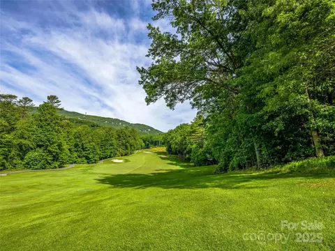 34 Cherokee Circle #34, Lake Toxaway, NC 28747