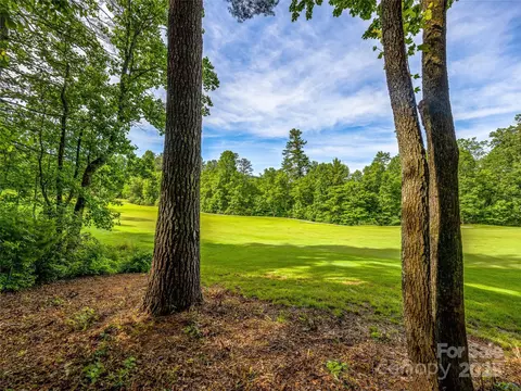 35 Cherokee Circle #35, Lake Toxaway, NC 28747