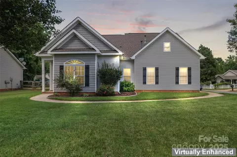 219 Mccord St, Charlotte, NC 28216