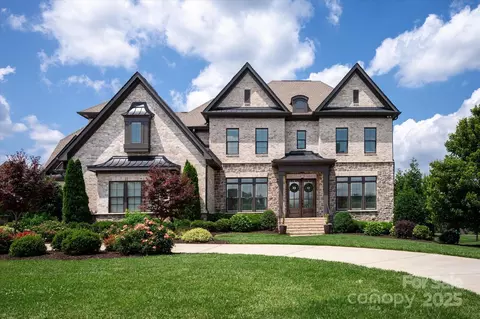 11008 Strike The Gold Ln, Waxhaw, NC 28173